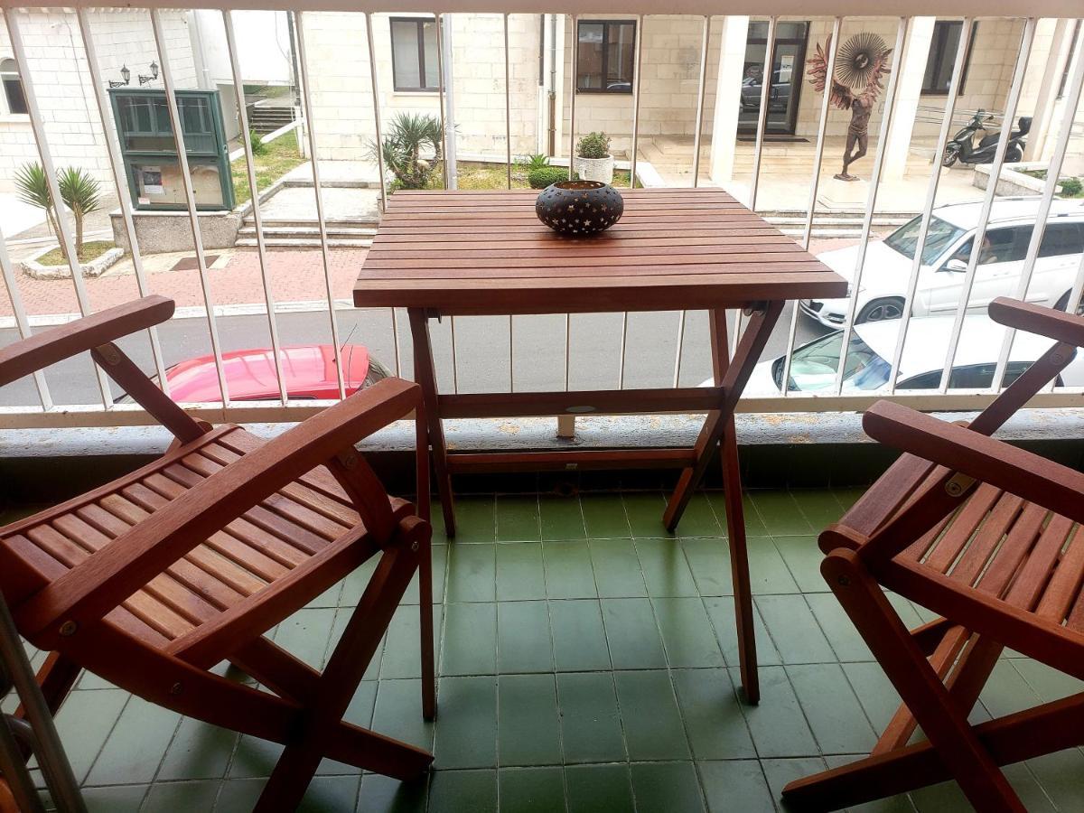 Apartment Bina Тиват Екстериор снимка