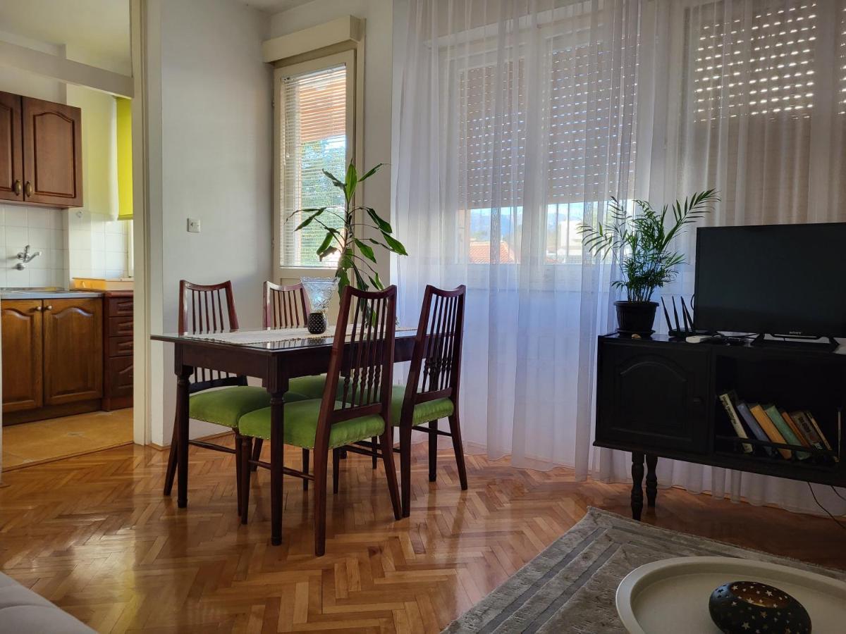 Apartment Bina Тиват Екстериор снимка